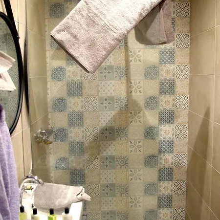 Le Poissonniere Apartman *